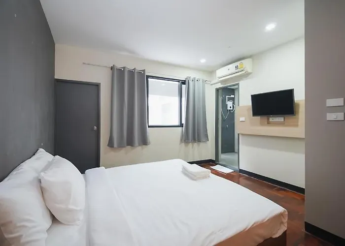Xx Go Bts St Louis Silom - โกอินน์ บีทีเอส เซนต์หลุยส์ สีลม 4 * Bangkok